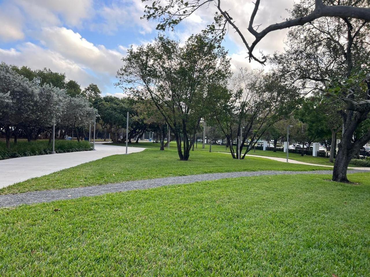 Los Patios Home Suites Miami Beach Exterior photo